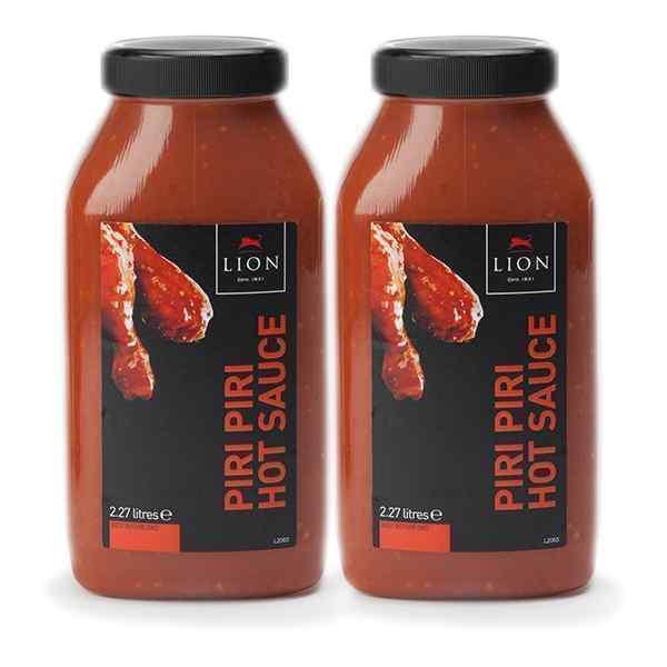 LION  HOT CHILLI SAUCE 2x2.35LT
